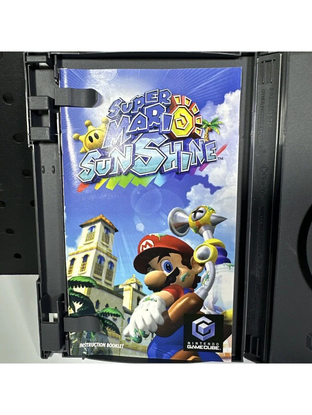 Nintendo Super Mario Sunshine Player's Choice GameCube With Manual